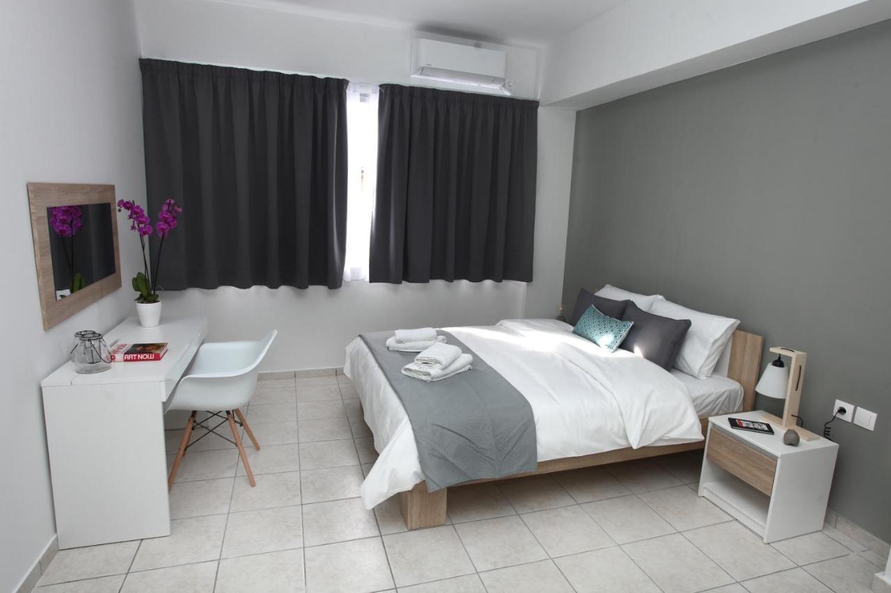 Old Town Hall Suites And Apartments Athena Bagian luar foto