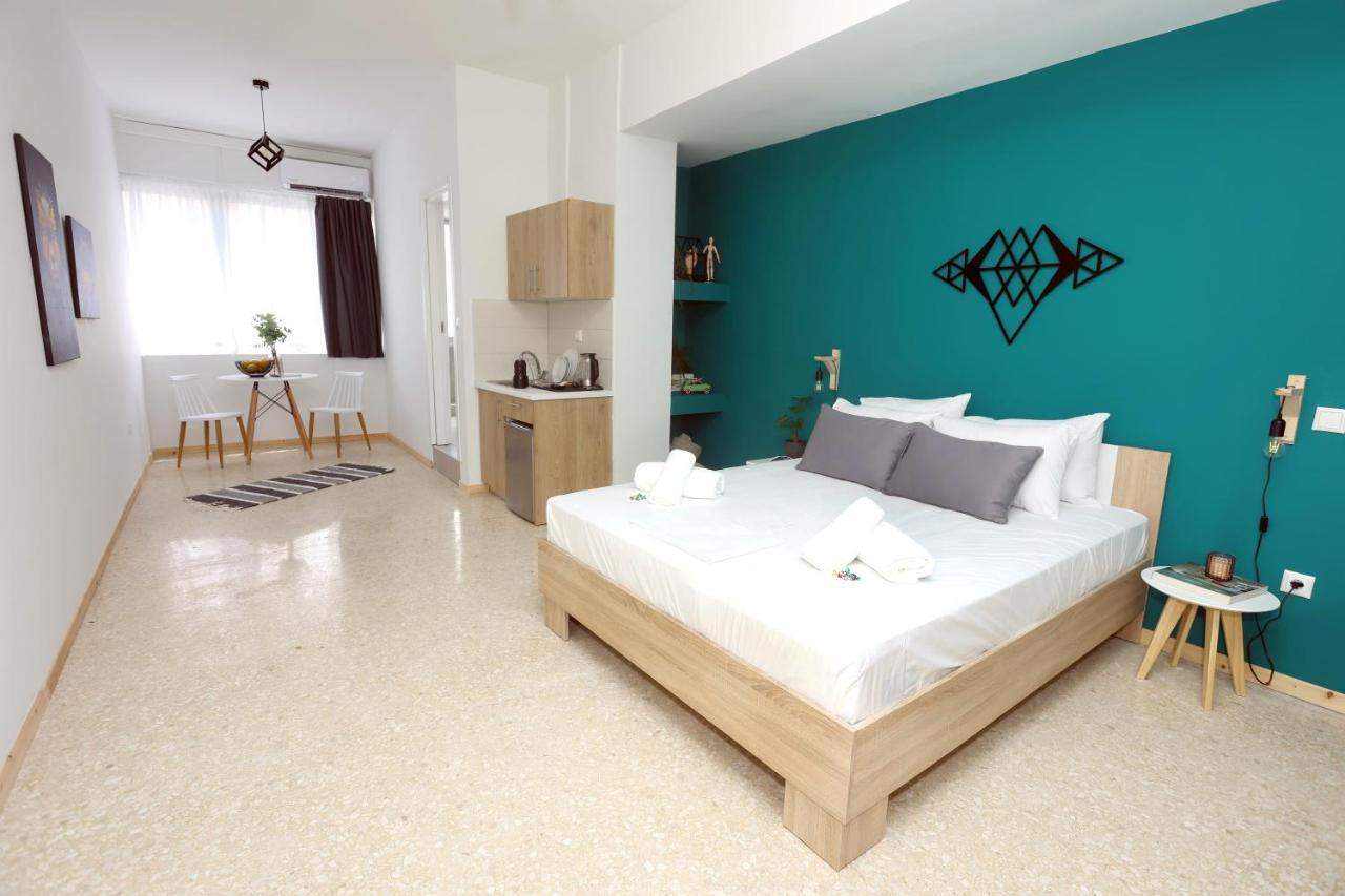 Old Town Hall Suites And Apartments Athena Bagian luar foto