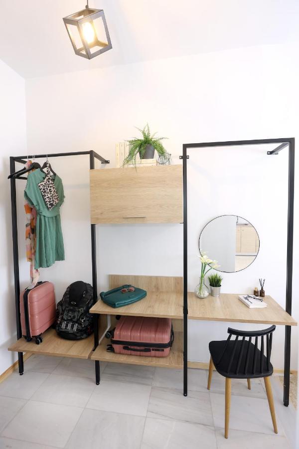 Old Town Hall Suites And Apartments Athena Bagian luar foto