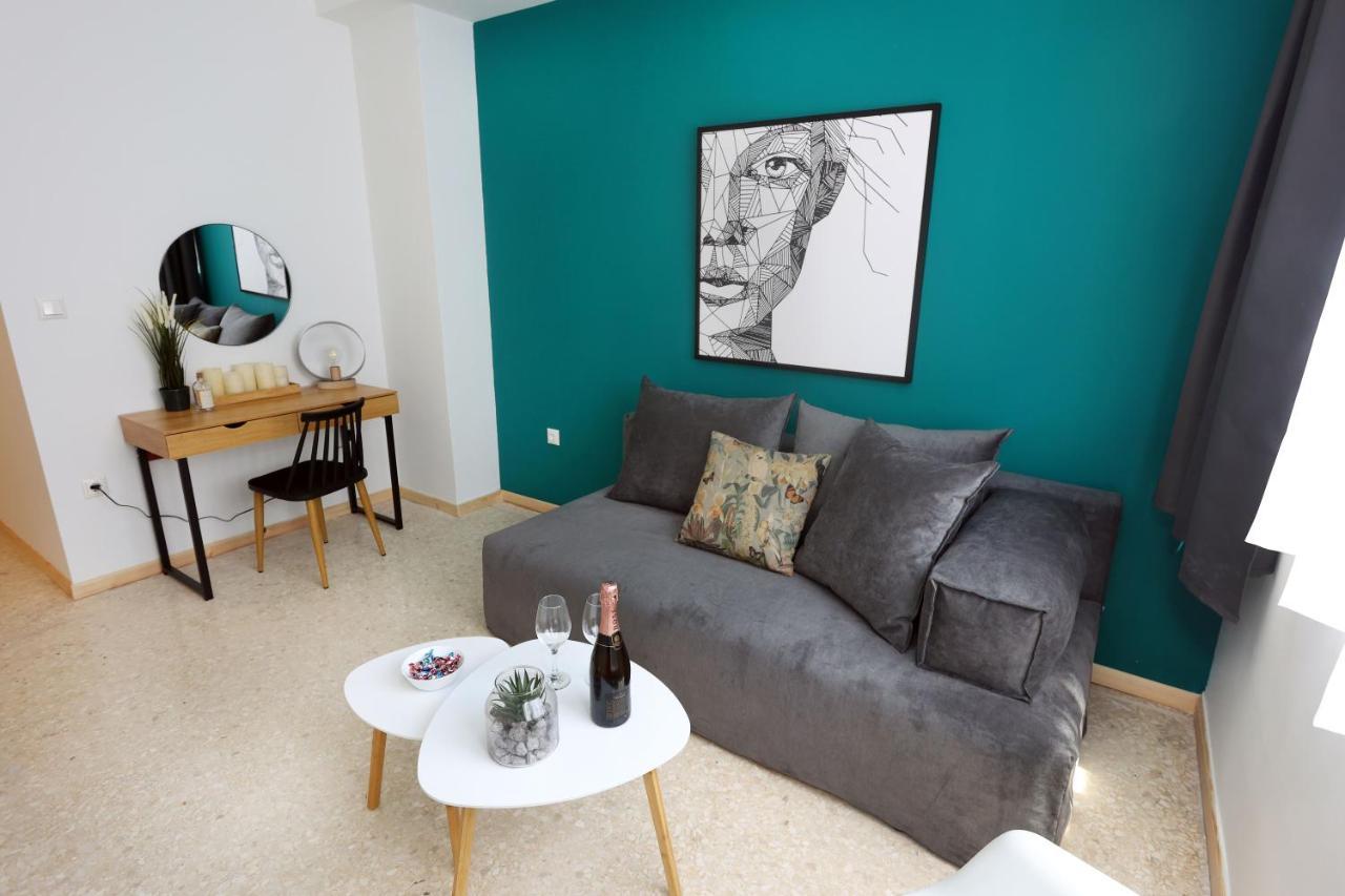Old Town Hall Suites And Apartments Athena Bagian luar foto