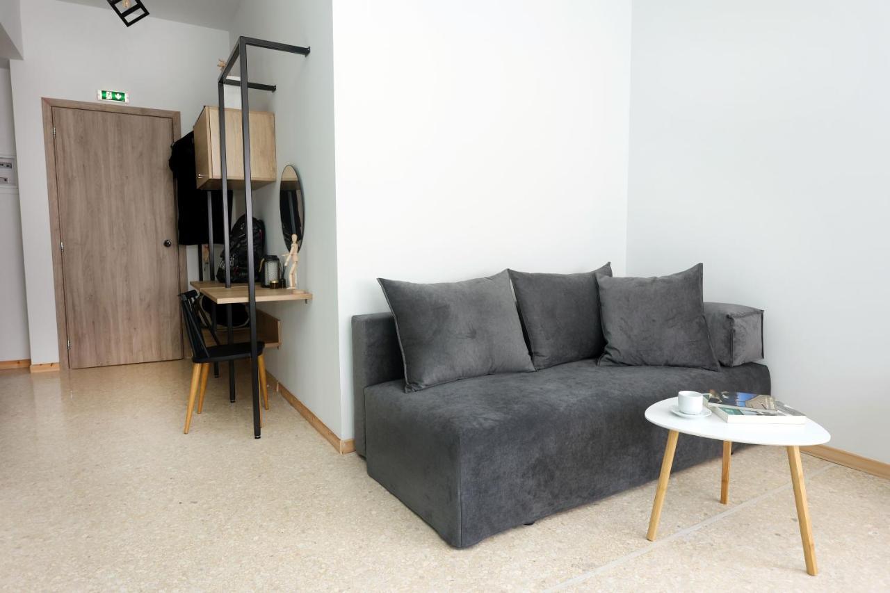 Old Town Hall Suites And Apartments Athena Bagian luar foto